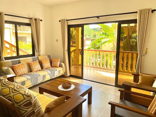 anse_severes_living_room